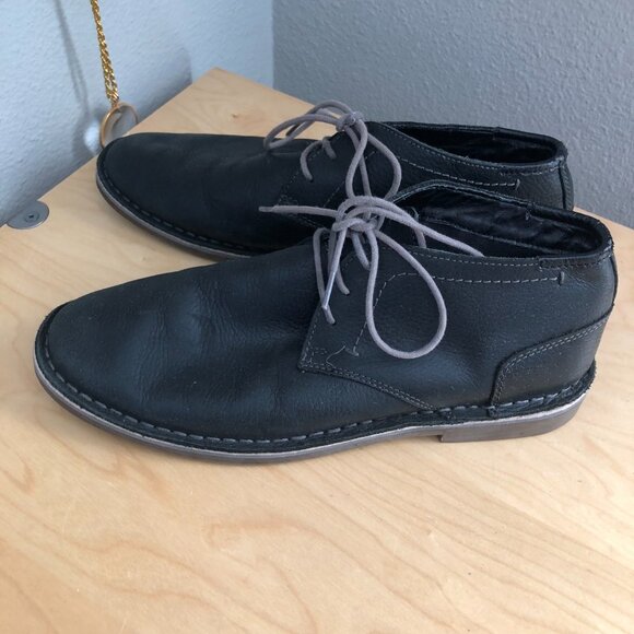 Kenneth Cole Reaction Desert Wind Pebbled Leather Chukka Boot - Picture 2 of 10